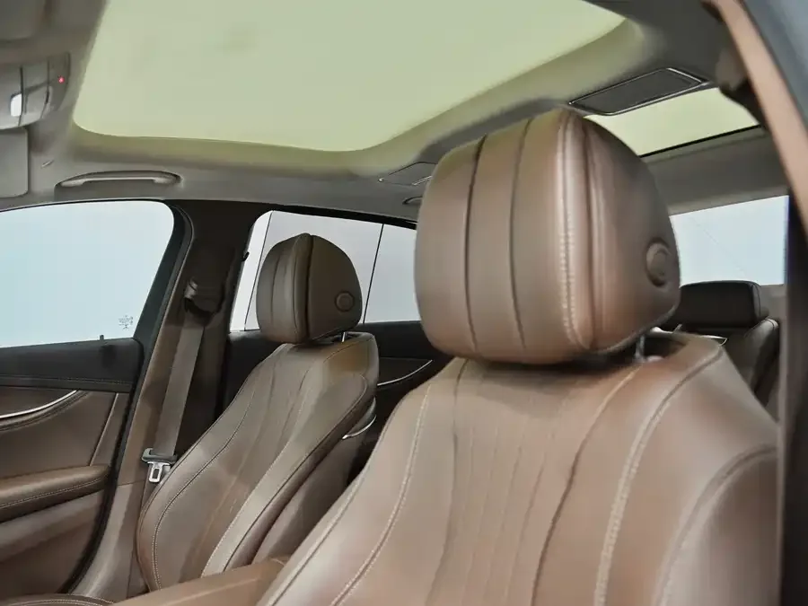 Mercedes-Benz E-Class Mercedes-Benz E-Class 2022 E 300 L Luxury Edition 2022 — миниатюра 5