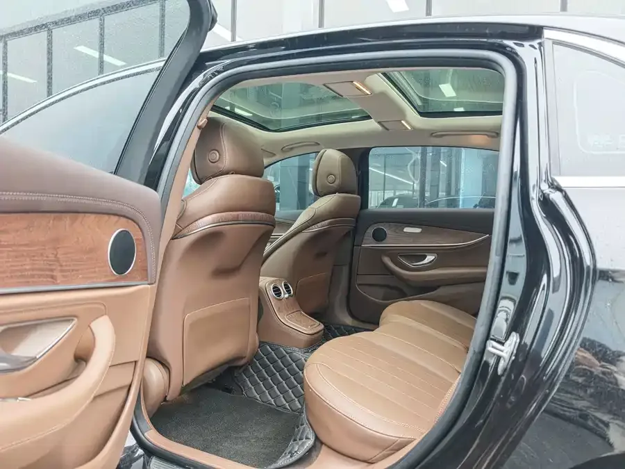 Mercedes-Benz E-Class Mercedes-Benz E-Class 2023 E 260 L 2023 — миниатюра 2