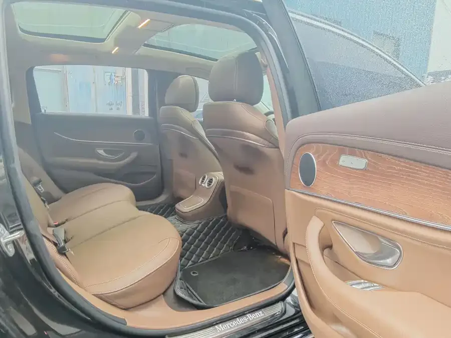 Mercedes-Benz E-Class Mercedes-Benz E-Class 2023 E 260 L 2023 — миниатюра 3