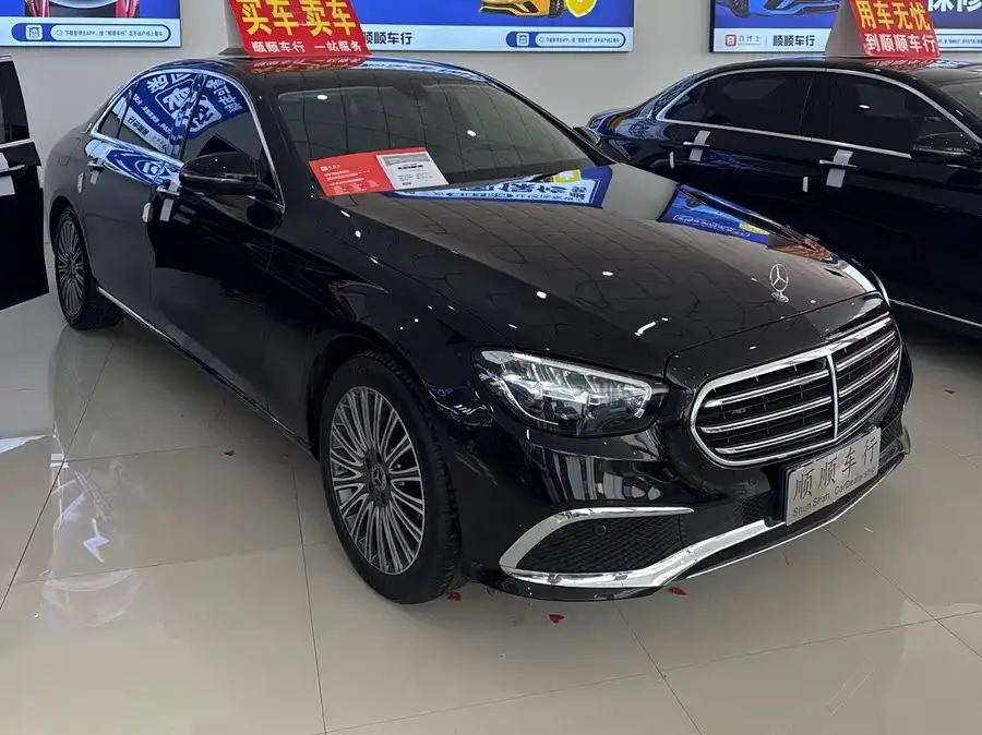 Mercedes-Benz E-Class 2022