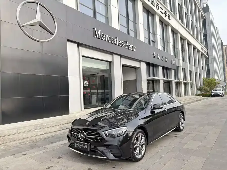 Mercedes-Benz E-Class 2022