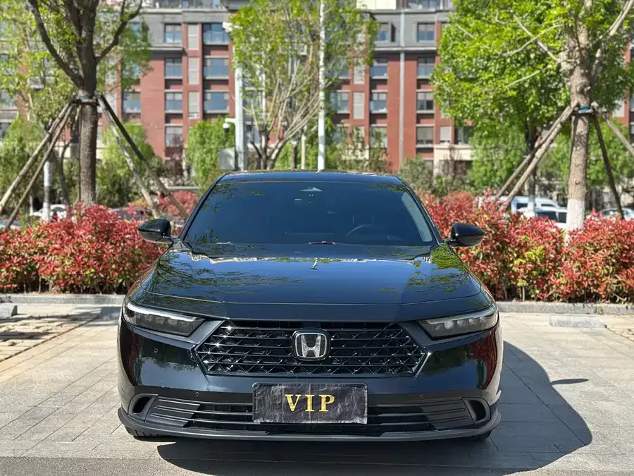 Honda Accord Accord 2023 260TURBO Smart Edition 2023 — фото 1, купить с доставкой в Москву