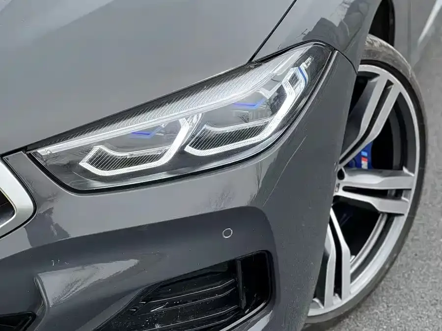 BMW 8 Series BMW 8 Series 2022 840i Coupe M Sport Package 2024 — миниатюра 2