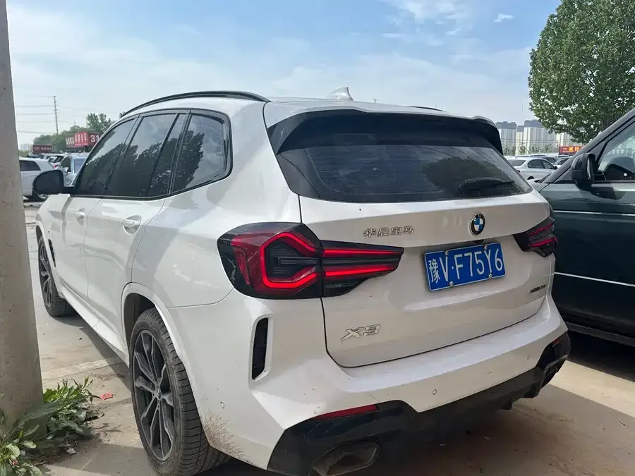 BMW X3 2025 xDrive30L Leading M Sport Night Edition 2025 — миниатюра 2