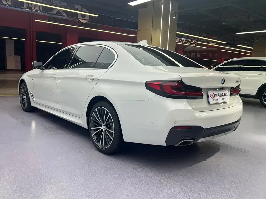 BMW 5 Series BMW 5 Series 2023 530Li Leading M Sport Package 2023 — миниатюра 5