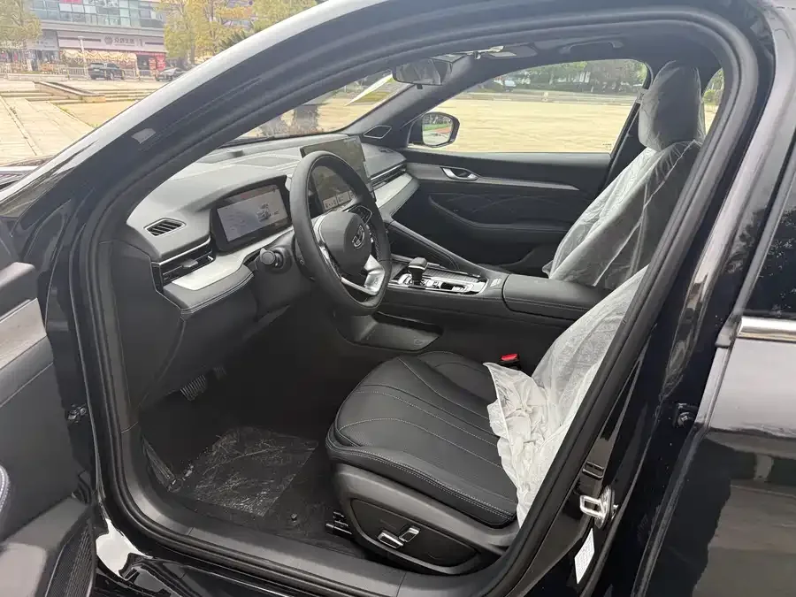 Geely Xingrui Xingrui 2026 Oriental Yao 1.5TD Jinghong Edition 2026 — миниатюра 2