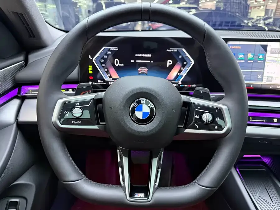 BMW 5 Series BMW 5 Series 2025 530Li Leading M Sport Package 2025 — миниатюра 3