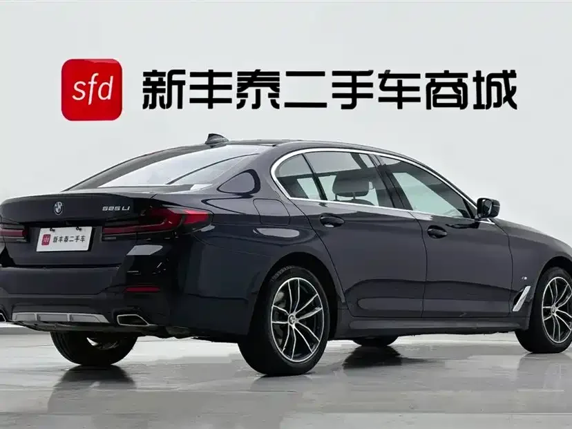 BMW 5 Series BMW 5 Series 2022 facelift 525Li M sports package 2022 — миниатюра 2