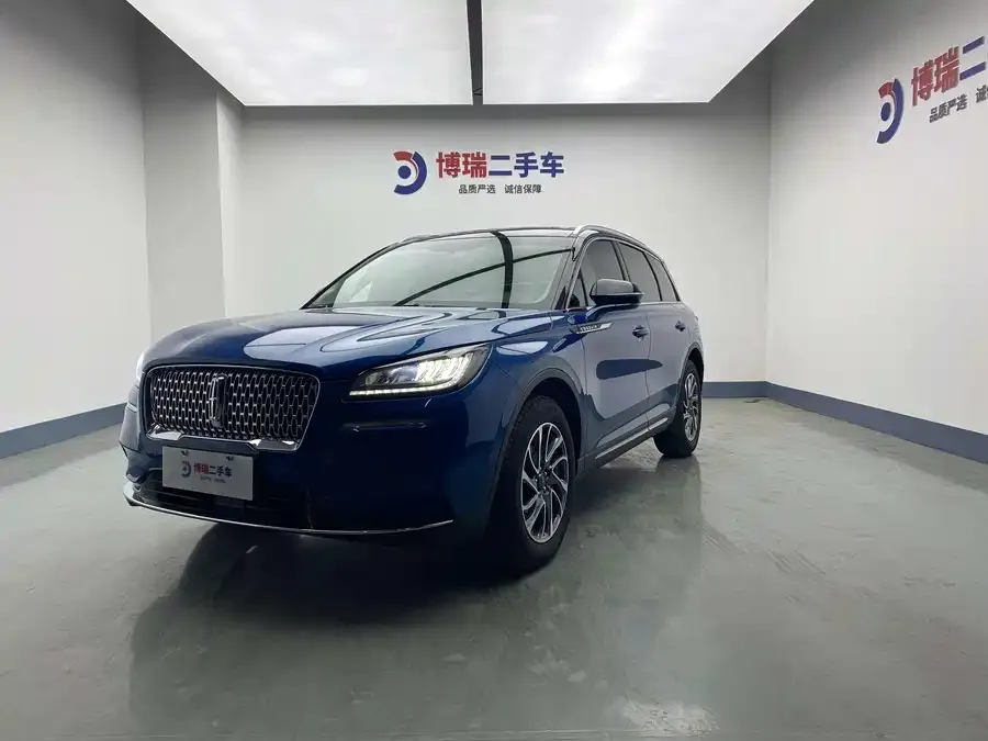 Lincoln Adventurer 2022