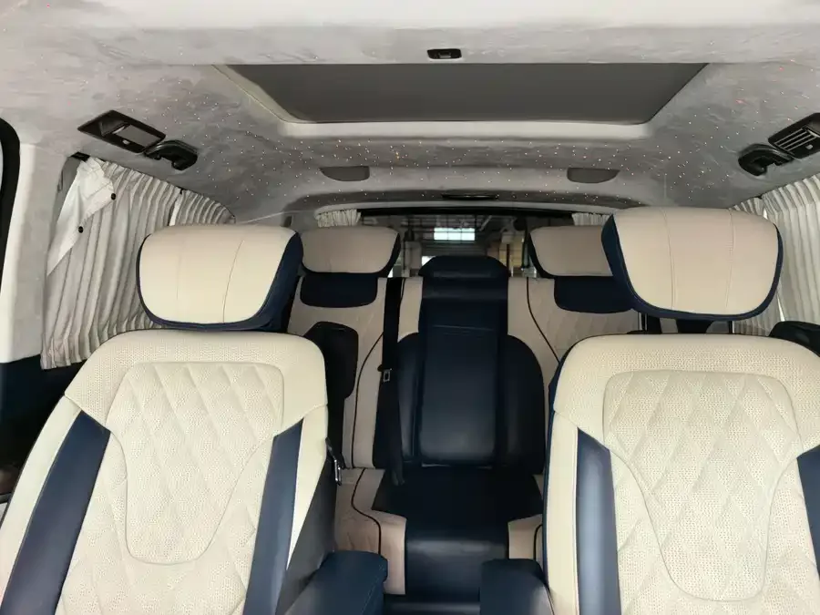 Mercedes-Benz Class V Mercedes-Benz V-Class 2022 V 260 L Long Wheelbase Luxury Edition 2022 — миниатюра 3