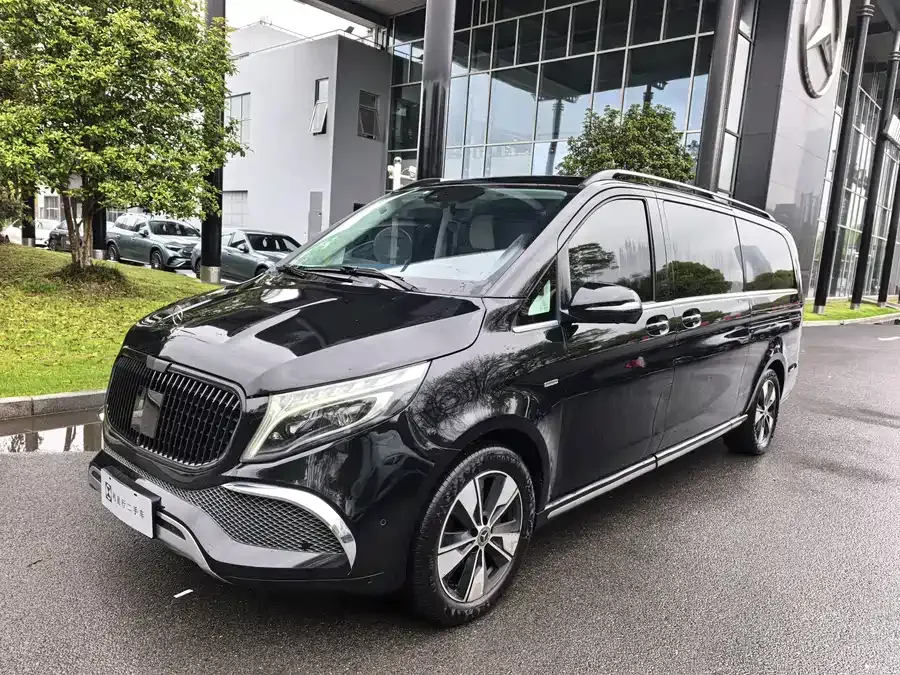 Mercedes-Benz Class V Mercedes-Benz V-Class 2022 V 260 L Long Wheelbase Luxury Edition 2022 — фото 1, купить с доставкой в Москву