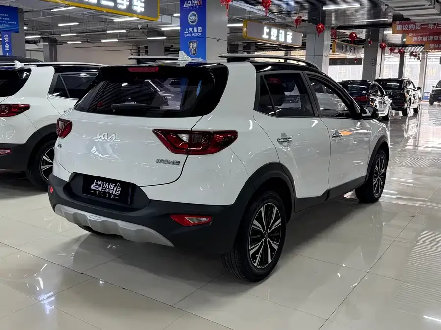 Kia KX1 2021 Yipao 1.4L CVT Sunroof Model 2022 — миниатюра 3