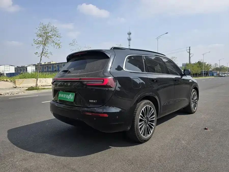 AITO M7 Wenjie M7 2024 1.5T Intelligent Driving Rear-wheel Drive Ultra Edition 6 Seaters 2025 — миниатюра 3