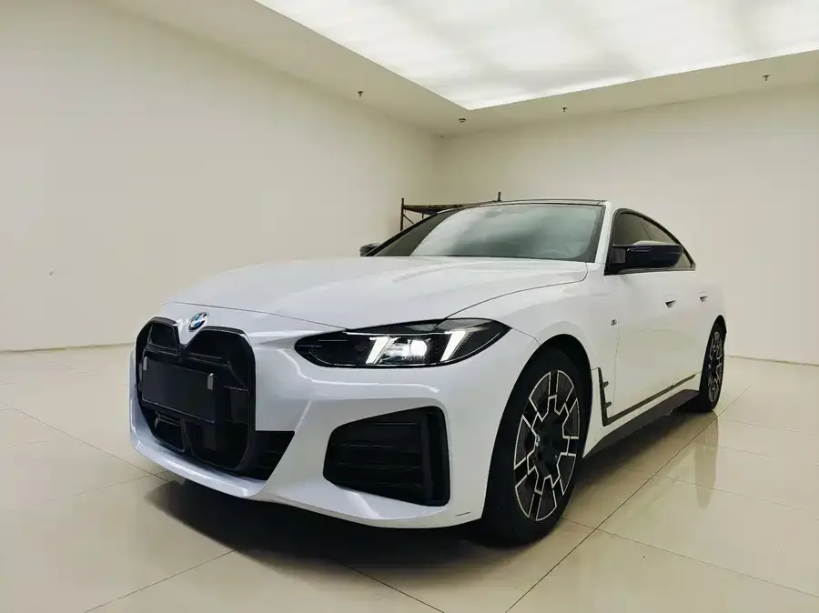 BMW 4 Series 2025