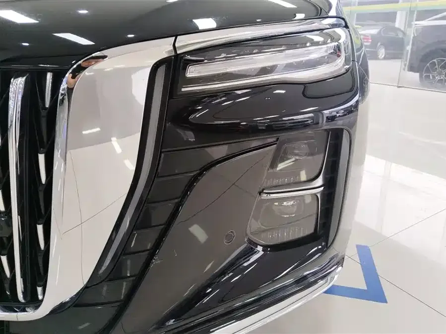 Hongqi H5 Hongqi H5 2024 2.0T Automatic Intelligent Connection Flagship Chang Edition 2024 — миниатюра 2