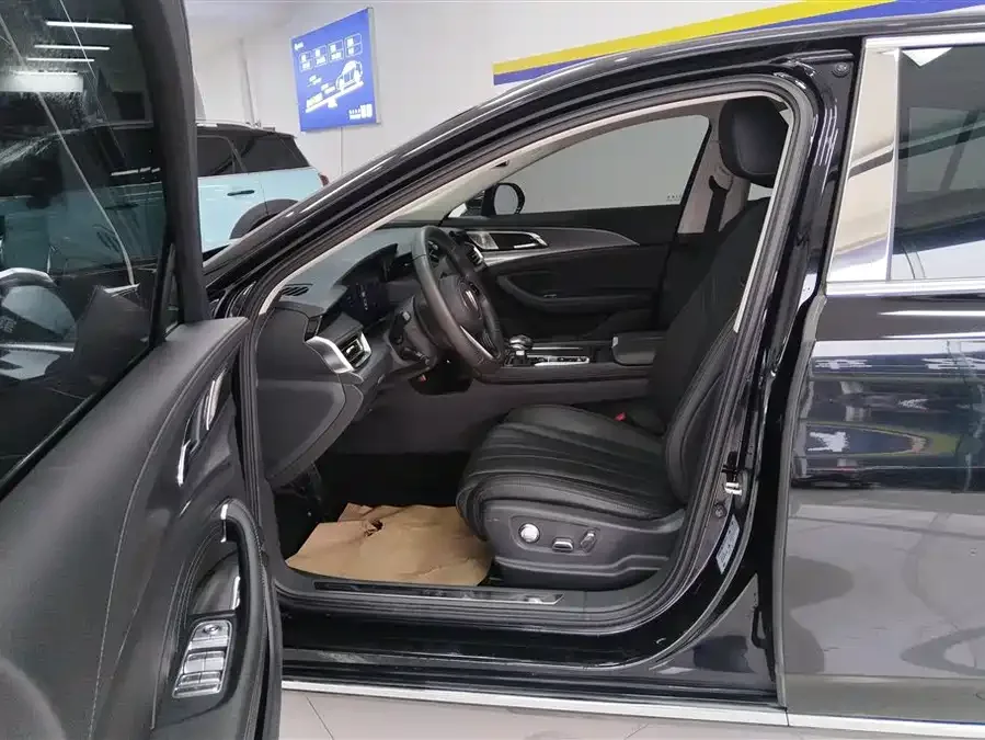 Hongqi H5 Hongqi H5 2024 2.0T Automatic Intelligent Connection Flagship Chang Edition 2024 — миниатюра 3