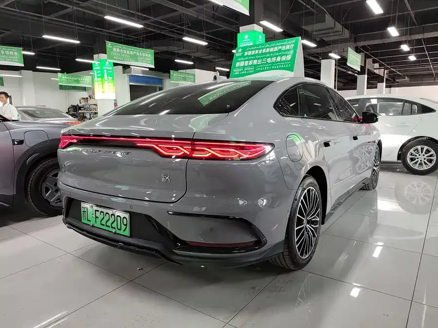 BYD Second-hand Han 2025 DM-i Intelligent Driving Edition 125KM LiDAR Flagship Model 2025 — миниатюра 3