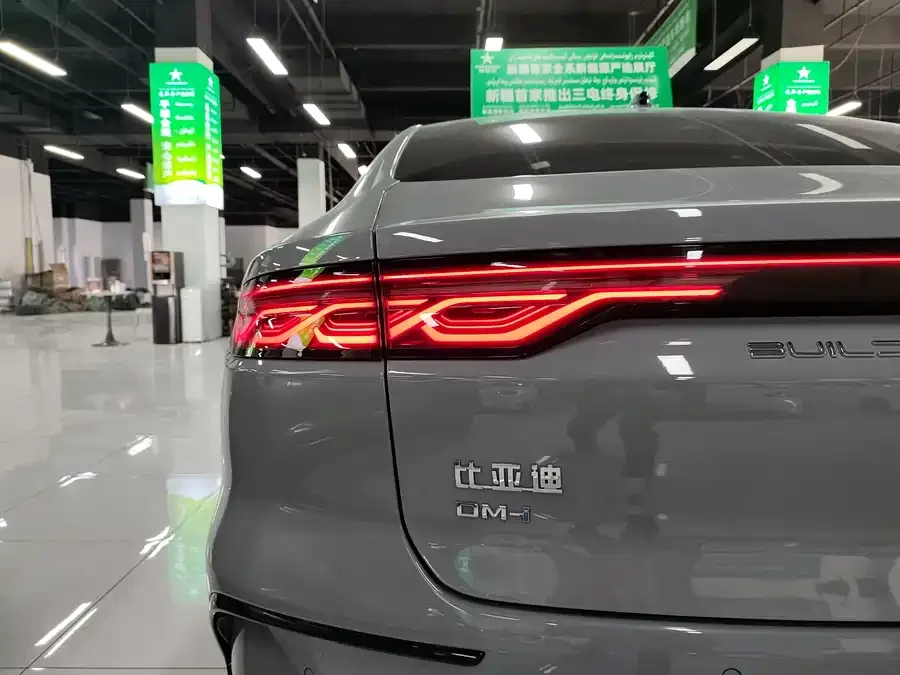 BYD Second-hand Han 2025 DM-i Intelligent Driving Edition 125KM LiDAR Flagship Model 2025 — миниатюра 5