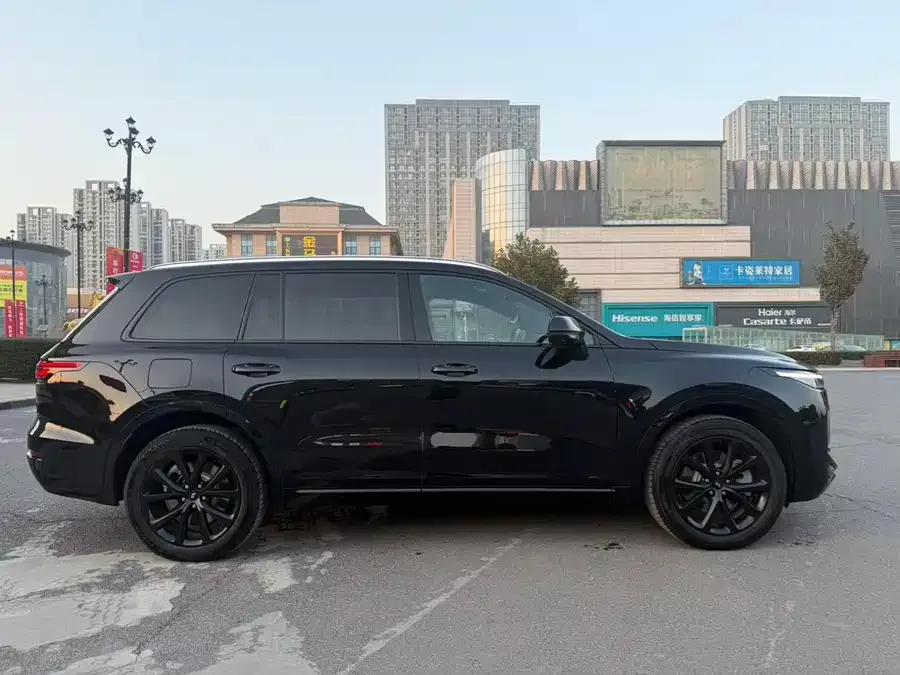 Li Xiang One Ideal ONE 2021 extended range 6-seater version 2022 — миниатюра 2