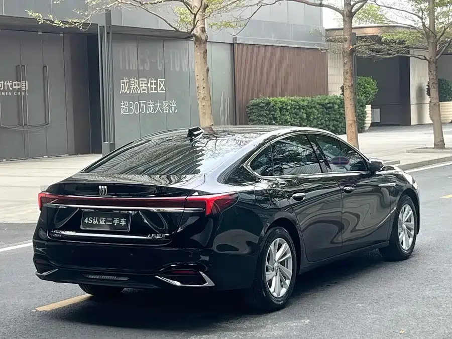 Buick LaCrosse LaCrosse 2023 25T Cross-country Edition 2023 — миниатюра 2