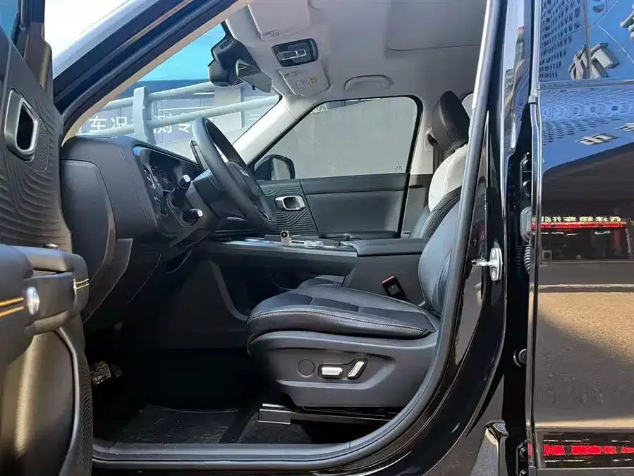 BAIC BJ30 Beijing Off-road BJ30 2024 1.5T Light Wild Pro Edition 2024 — миниатюра 3