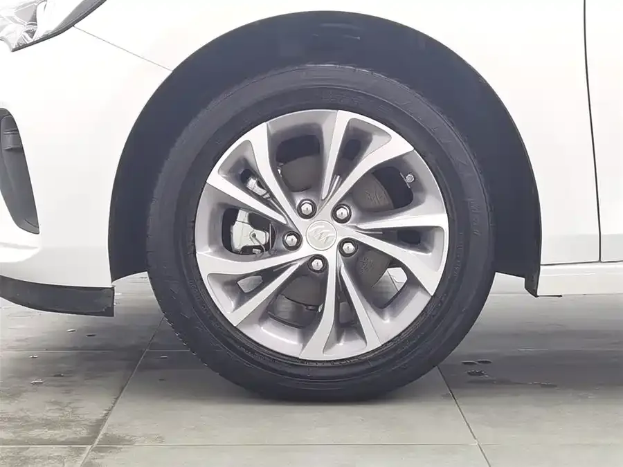 Buick Verano Verano 2023 Pro Enjoy Edition 2025 — миниатюра 5