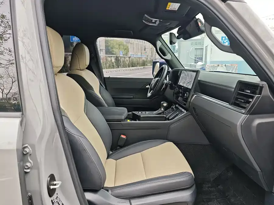Lexus GX 2024 Overtrail Peak Edition 2024 — миниатюра 4