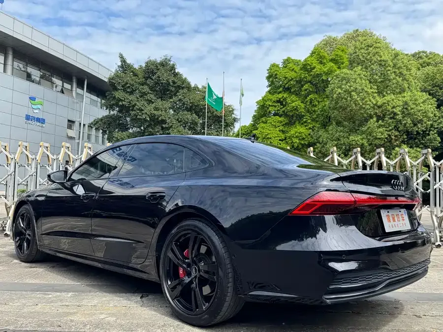 Audi A7L 2022 45 TFSI quattro S-line Wind Knight 2023 — миниатюра 2