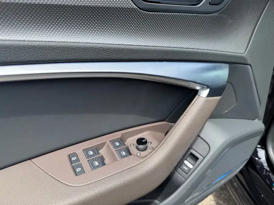 Audi A7L 2022 45 TFSI quattro S-line Wind Knight 2023 — миниатюра 3
