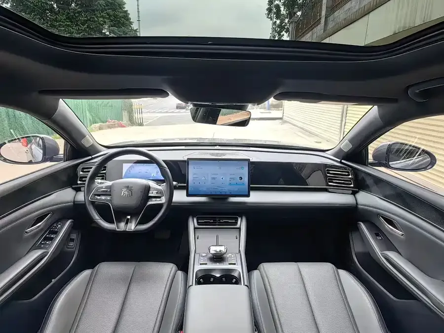 BYD Qin L Qin L 2024 DM-i 120KM Beyond Edition 2024 — миниатюра 3