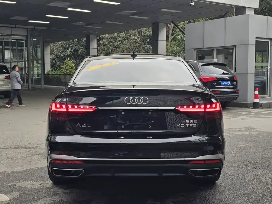 Audi a4 l 2024 40 TFSI Fashion Dynamic Edition 2024 — миниатюра 2