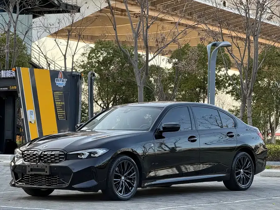 BMW 3 Series 2023