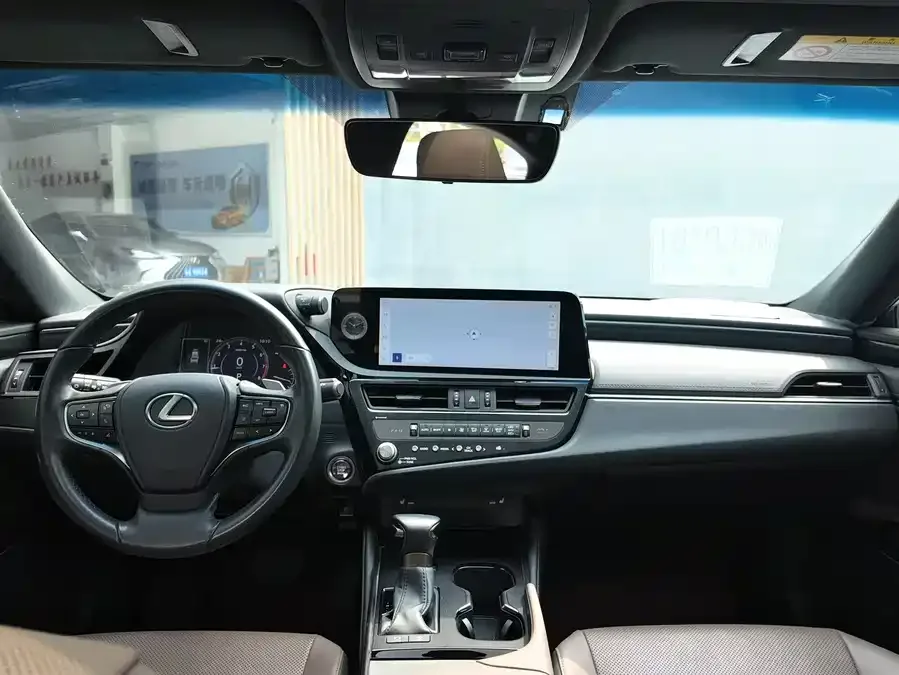 Lexus ES 2021 200 Excellence Edition 2023 — миниатюра 5