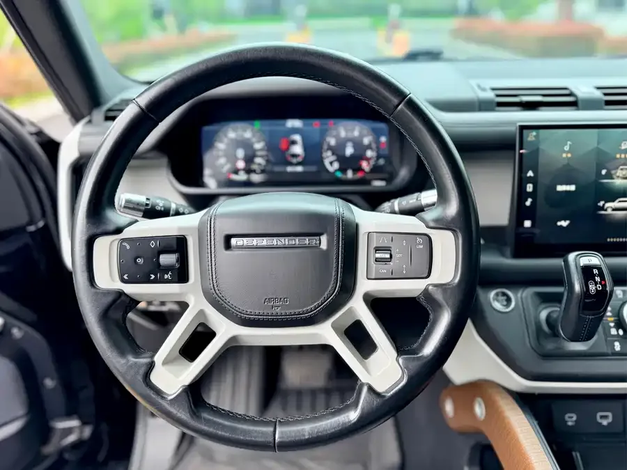 Land Rover guard Land Rover Defender 2022 110 P400 X-DYNAMIC HSE 2022 — миниатюра 3