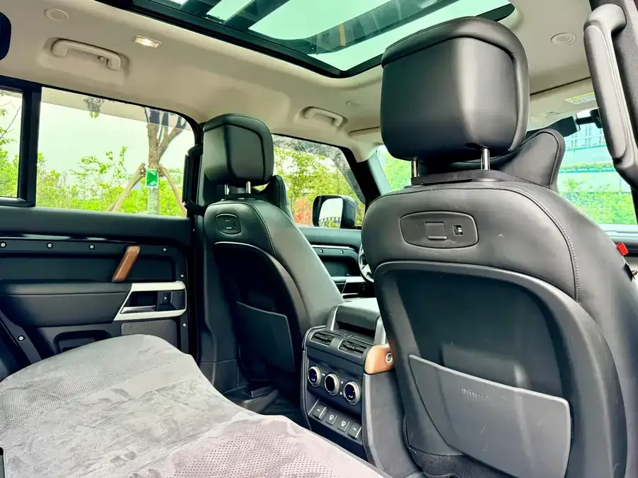 Land Rover guard Land Rover Defender 2022 110 P400 X-DYNAMIC HSE 2022 — миниатюра 5