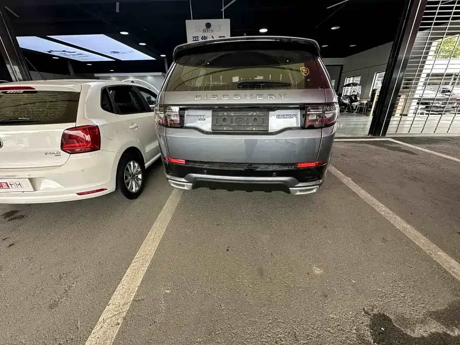Land Rover Discovery Sport New Energy Discovery Sport New Energy 2022 Model P300e Plug-in Electric Hybrid Version 2023 — миниатюра 3