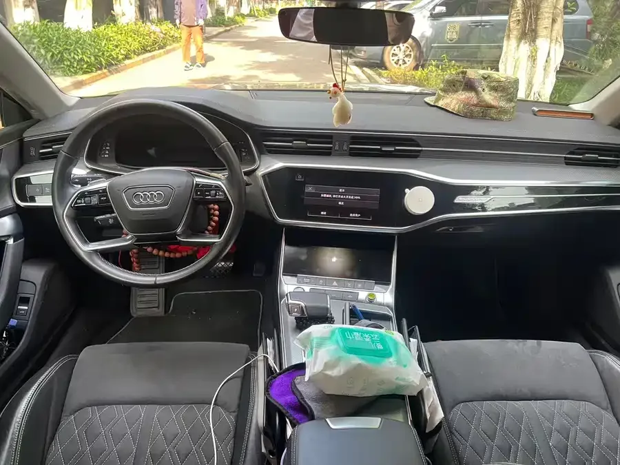 Audi A7L 2024 45TFSI quattro S-line Vision Flow Crystal Set 2024 — миниатюра 3