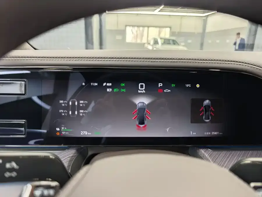 BYD Z9 Denza Z9 2024 1100km 4WD Max Edition 2024 — миниатюра 3