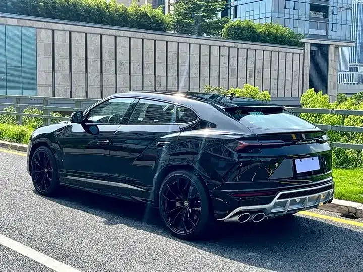 Lamborghini Urus Urus 2021 4.0T V8 2022 — миниатюра 4