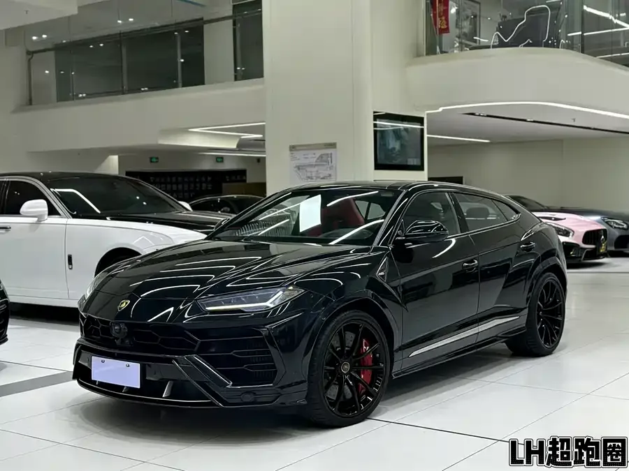 Lamborghini Urus Urus 2021 4.0T V8 2022 — фото 1, купить с доставкой в Москву