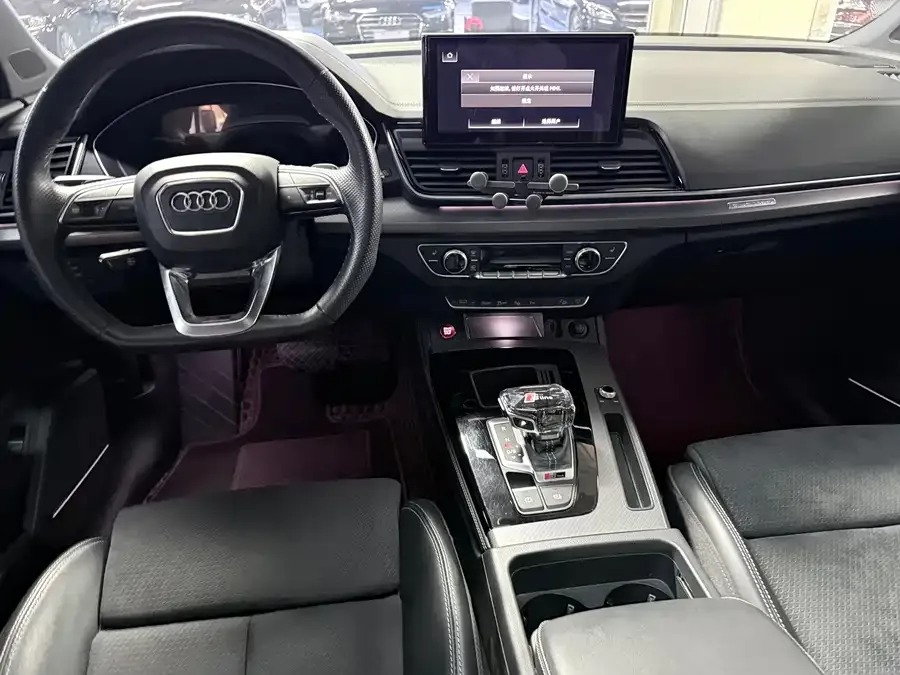 Audi Q5L Sportback 2021 45 TFSI Premium Selection 2022 — миниатюра 4