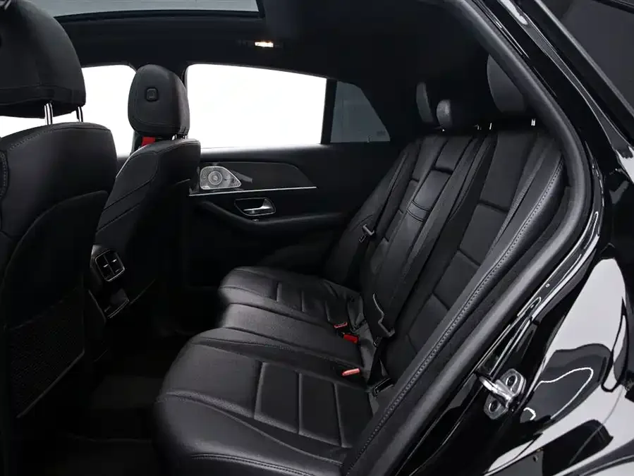 Mercedes-Benz GLE Coupe Mercedes-Benz GLE Coupe 2020 GLE 450 4MATIC Coupe SUV Luxury 2022 — миниатюра 4