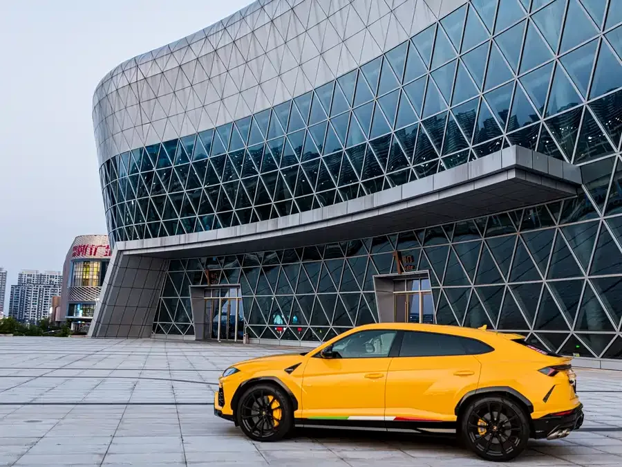 Lamborghini Urus Urus 2021 4.0T V8 2023 — миниатюра 5