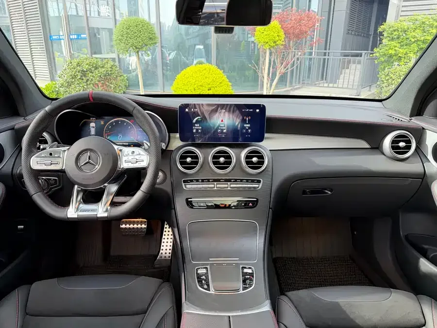 Mercedes-Benz GLC AMG Mercedes-Benz GLC AMG 2022 AMG GLC 43 4MATIC 2023 — миниатюра 3