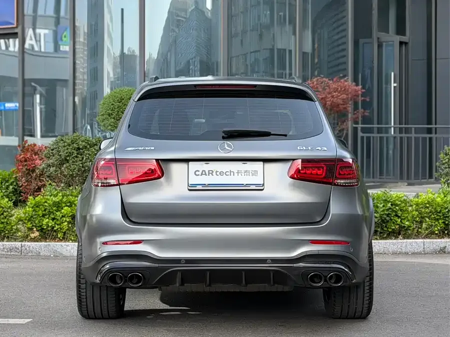 Mercedes-Benz GLC AMG Mercedes-Benz GLC AMG 2022 AMG GLC 43 4MATIC 2023 — миниатюра 4