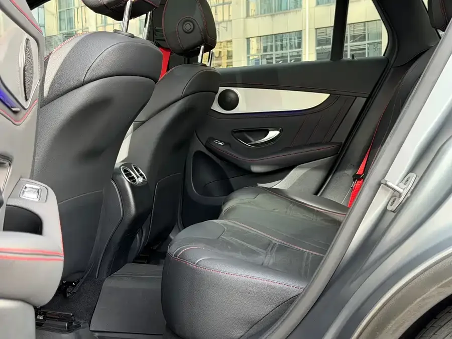 Mercedes-Benz GLC AMG Mercedes-Benz GLC AMG 2022 AMG GLC 43 4MATIC 2023 — миниатюра 5