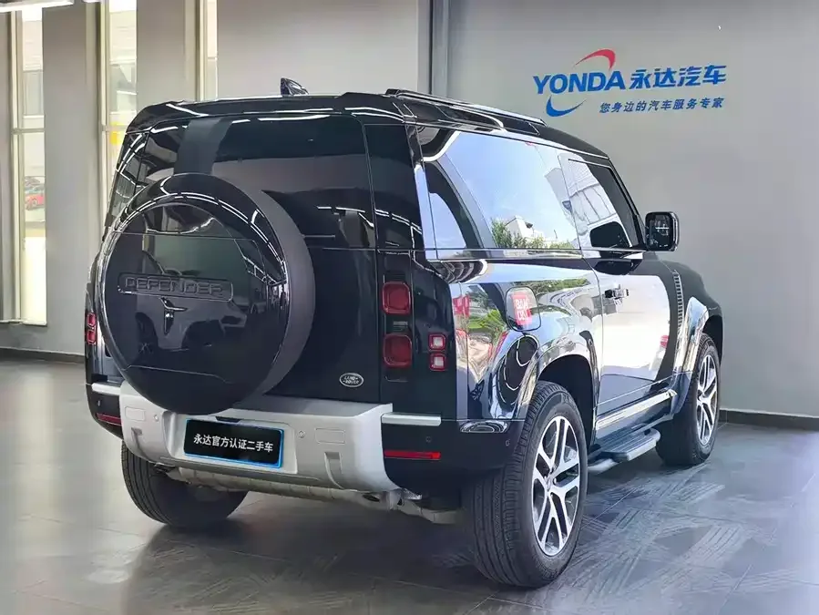 Land Rover guard Land Rover Defender 2023 90 3.0T P400 XS 2023 — миниатюра 5