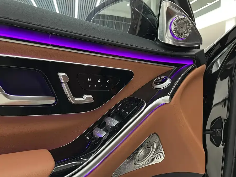 Mercedes-Benz S-Класс Mercedes-Benz S-Class 2024 S 400 L Luxury Model 2024 — миниатюра 4