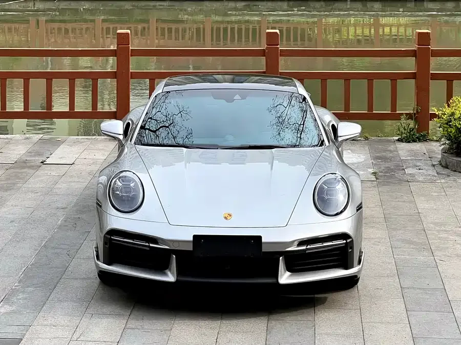 Porsche 911 2023 Turbo S 3.7T 2023 — миниатюра 2
