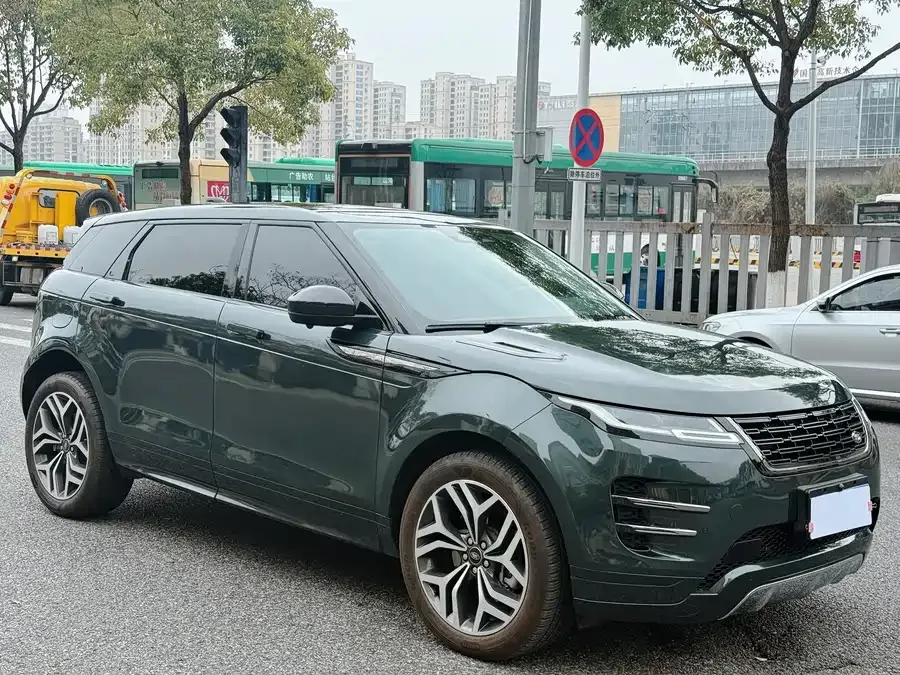 Land Rover Range Rover Aurora 2025